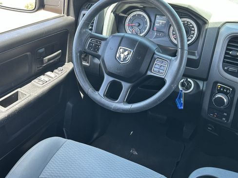 Used 2019 RAM 1500 Express w/ Wheel & Sound Group AWD/4WD image 15