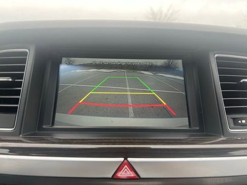 Used 2015 Hyundai Genesis 3.8 image 21