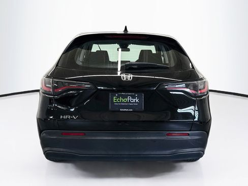 Used 2023 Honda HR-V LX image 7
