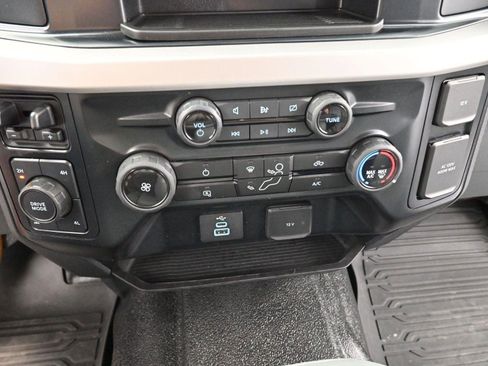 Used 2023 Ford F350 XL w/ XL Driver Assist Package AWD/4WD image 21
