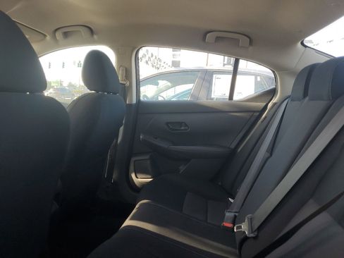 Used 2024 Nissan Sentra SV FWD image 12