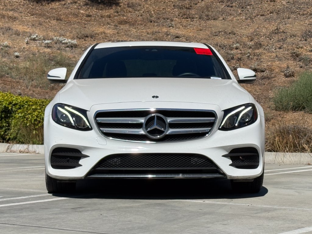 Used 2019 Mercedes-Benz E 300 image 4
