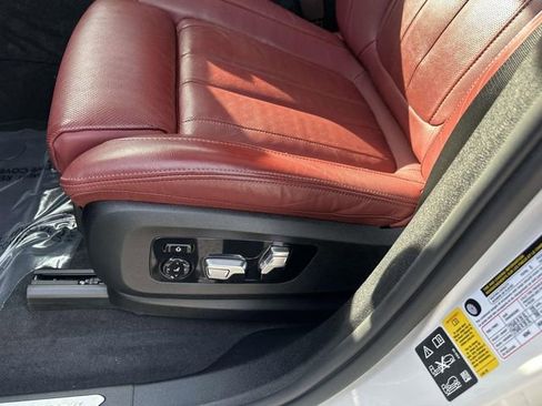 Certified 2022 BMW X6 M50i image 27