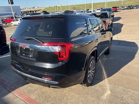 Used 2023 GMC Acadia Denali image 7
