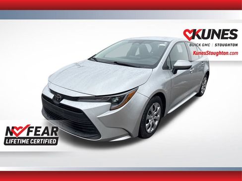 Used 2023 Toyota Corolla LE image 5