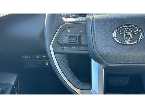 New 2026 Toyota Tundra Limited AWD/4WD image 27