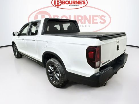 Used 2023 Honda Ridgeline Sport image 6