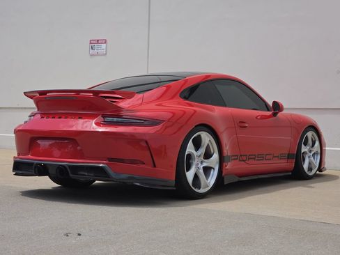 Used 2014 Porsche 911 Carrera S RWD image 5