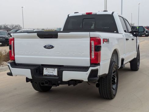 Used 2024 Ford F250 XL w/ STX Appearance Package image 3