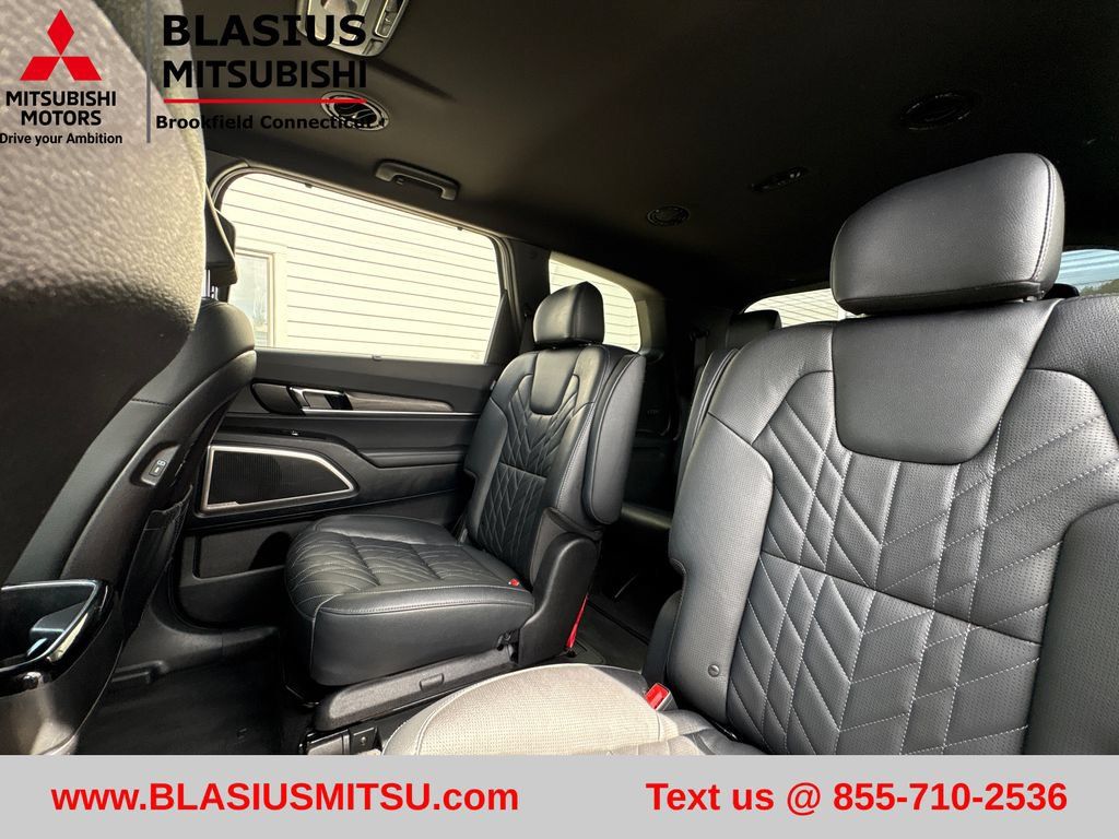Used 2025 Kia Telluride EX X-Line AWD/4WD image 38
