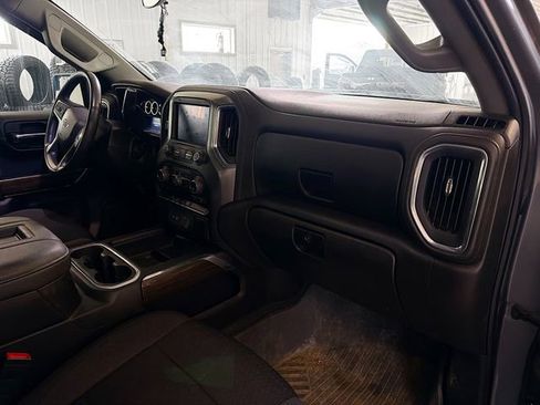 Used 2022 Chevrolet Silverado 1500 LT Trail Boss w/ Bed Protection Package AWD/4WD image 12