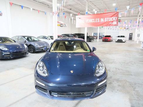 Used 2014 Porsche Panamera 4 image 3
