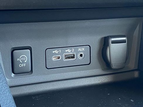 New 2025 Nissan Sentra SV image 17