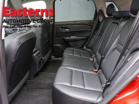 Used 2023 Nissan Rogue SV w/ SV Premium B Package AWD/4WD image 22