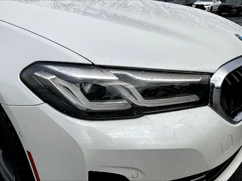 Used 2021 BMW 530e xDrive image 31