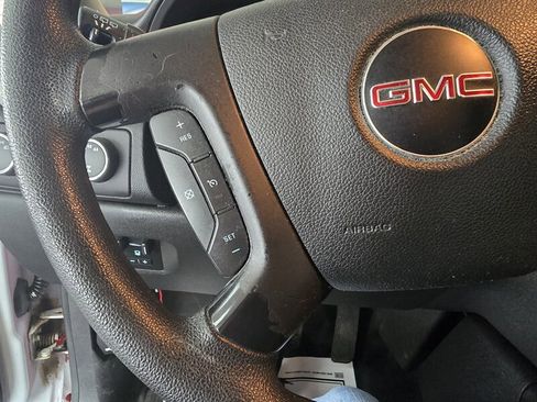 Used 2013 GMC Yukon XL 2500 w/ Skid Plate Package AWD/4WD image 22