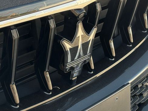 Certified 2022 Maserati Levante Modena image 28