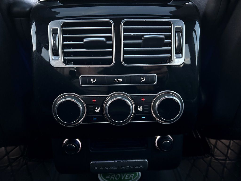 Used 2014 Land Rover Range Rover Supercharged AWD/4WD image 21