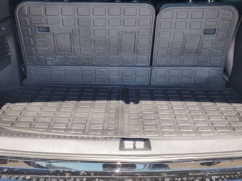 Used 2025 GMC Acadia Denali w/ LPO, Floor Liner Package FWD image 26