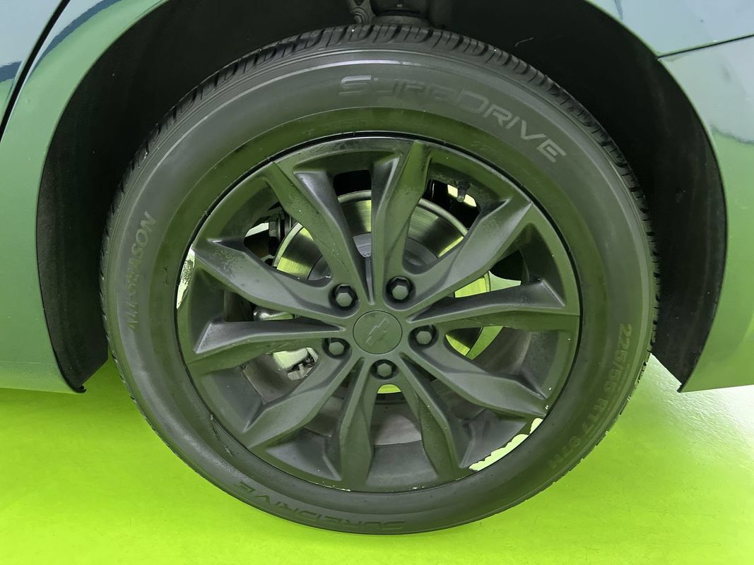 Used 2022 Chevrolet Malibu LT FWD image 15