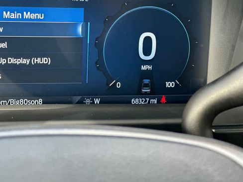 Certified 2025 Ford F250 Platinum image 25