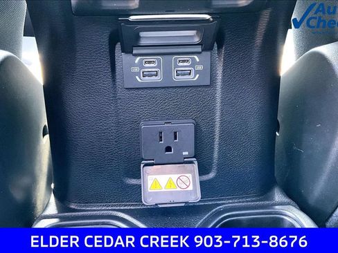 Used 2021 Jeep Wrangler Unlimited Rubicon AWD/4WD image 39
