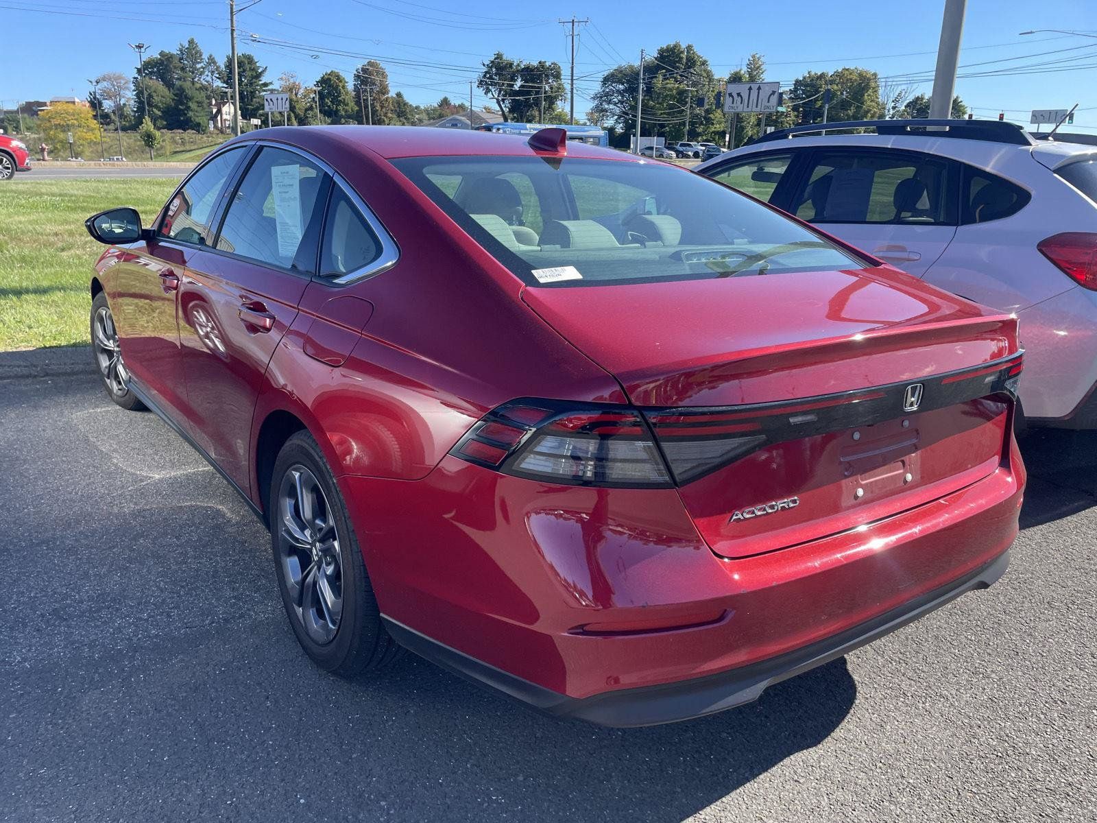 Used 2023 Honda Accord EX image 4