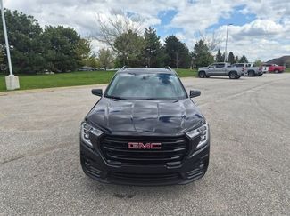Used 2023 GMC Terrain SLT w/ Infotainment Package II FWD video 2