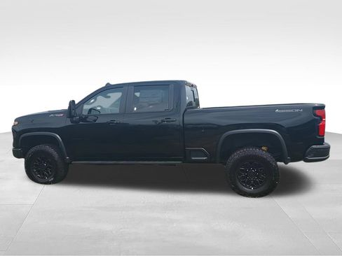 New 2026 Chevrolet Silverado 2500 ZR2 w/ ZR2 Bison Edition AWD/4WD image 5