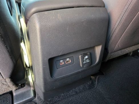 Certified 2024 Nissan Frontier SV w/ SV Convenience Package RWD image 17