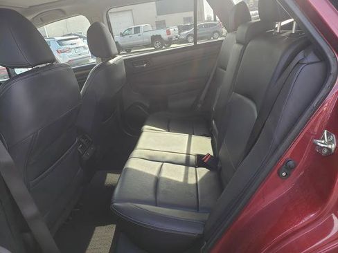 Used 2017 Subaru Outback 3.6R Limited AWD/4WD image 12