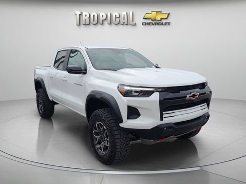 Used 2025 Chevrolet Colorado ZR2 image 4