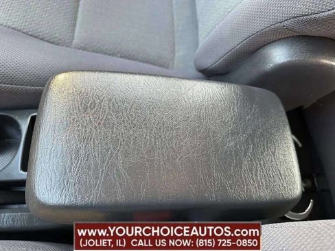 Used 2004 Toyota Matrix image 27