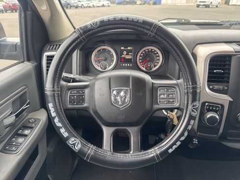Used 2017 RAM 1500 Classic SLT RWD image 16