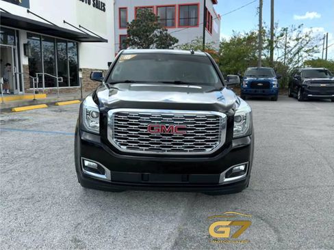 Used 2018 GMC Yukon Denali w/ Open Road Package RWD image 2