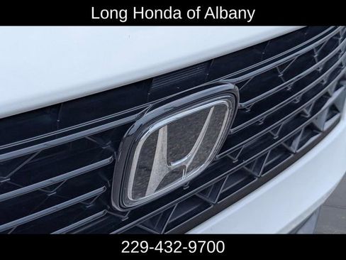 Used 2023 Honda Accord Sport image 4