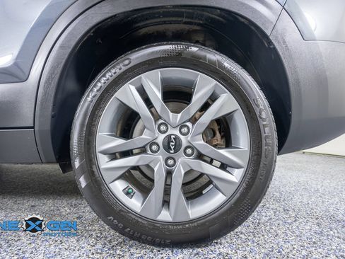 Used 2023 Kia Seltos S w/ Navigation Package AWD/4WD image 45