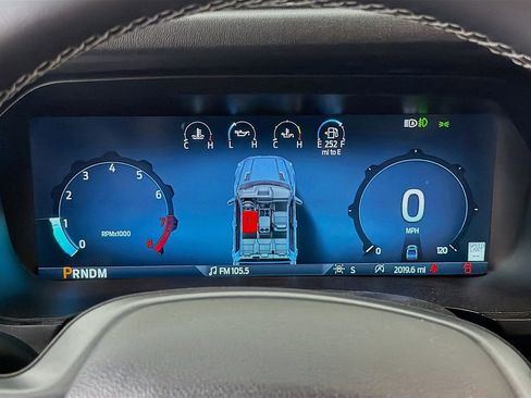 New 2025 Ford F150 Lariat w/ Equipment Group 502A High image 13