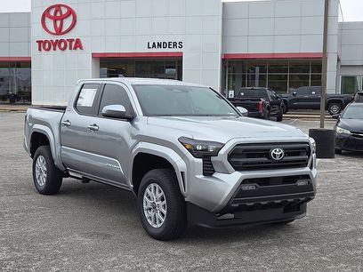 New 2025 Toyota Tacoma SR5