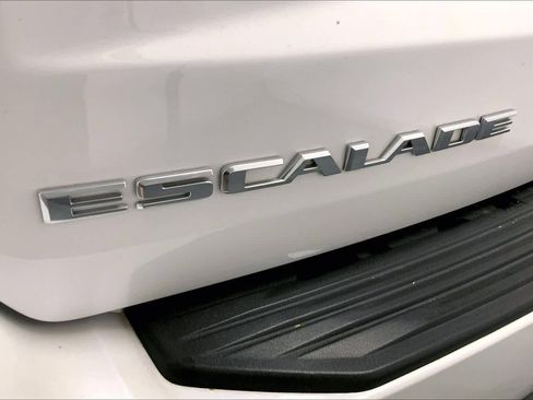 Used 2023 Cadillac Escalade V image 28