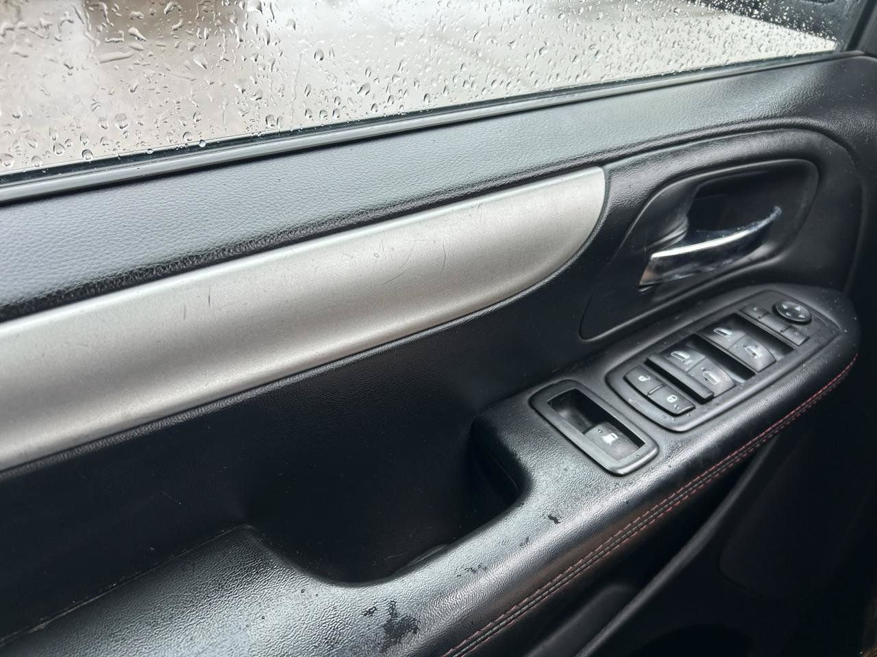 Used 2018 Dodge Grand Caravan GT FWD image 26