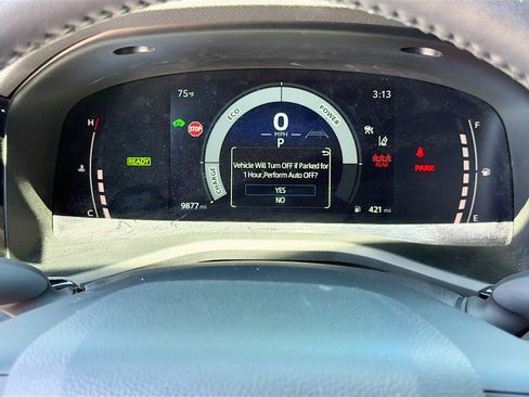 Used 2025 Toyota Camry LE w/ Convenience Package image 38