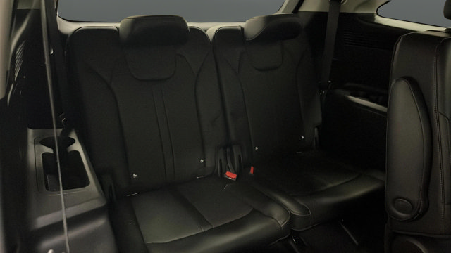 Used 2025 Kia Sorento EX w/ Panoramic Sunroof Package AWD/4WD image 9