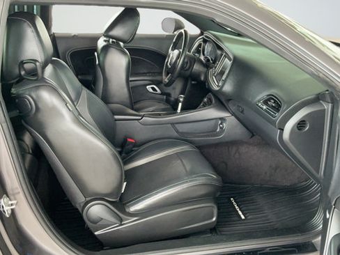 Used 2016 Dodge Challenger R/T Plus RWD image 21