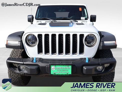 Used 2023 Jeep Wrangler Unlimited Rubicon 4xe w/ Steel Bumper Group AWD/4WD image 7