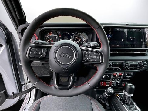 Used 2024 Jeep Wrangler Rubicon w/ Safety Group image 10