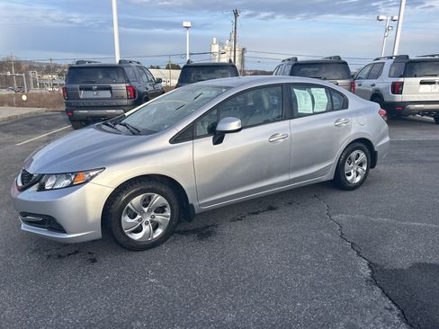 Used 2013 Honda Civic LX image 21