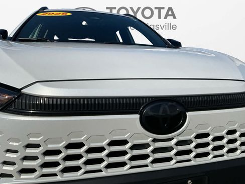 Used 2026 Toyota Corolla Cross AWD Hybrid image 8
