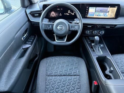 New 2025 Nissan Kicks SV w/ Illumination Package image 21