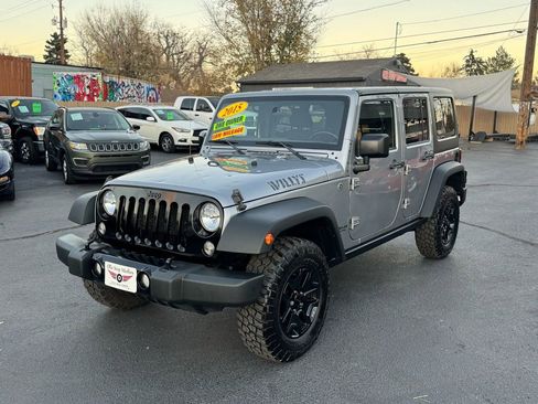 Used 2015 Jeep Wrangler Unlimited Sport image 3